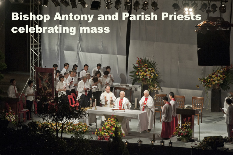 Official Photo of Mass in full swing