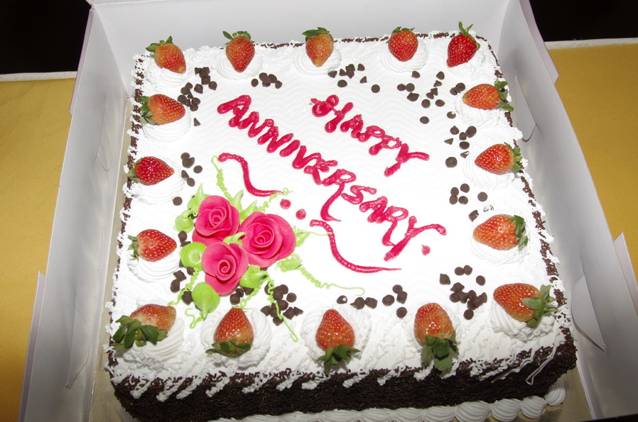 Anniversary cake