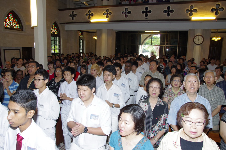 Confirmands during the mass