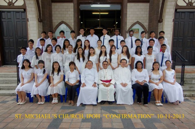 Official photo of Bishop with Confirmands