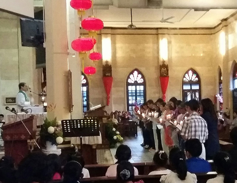 Catechists being commissioned in SMC