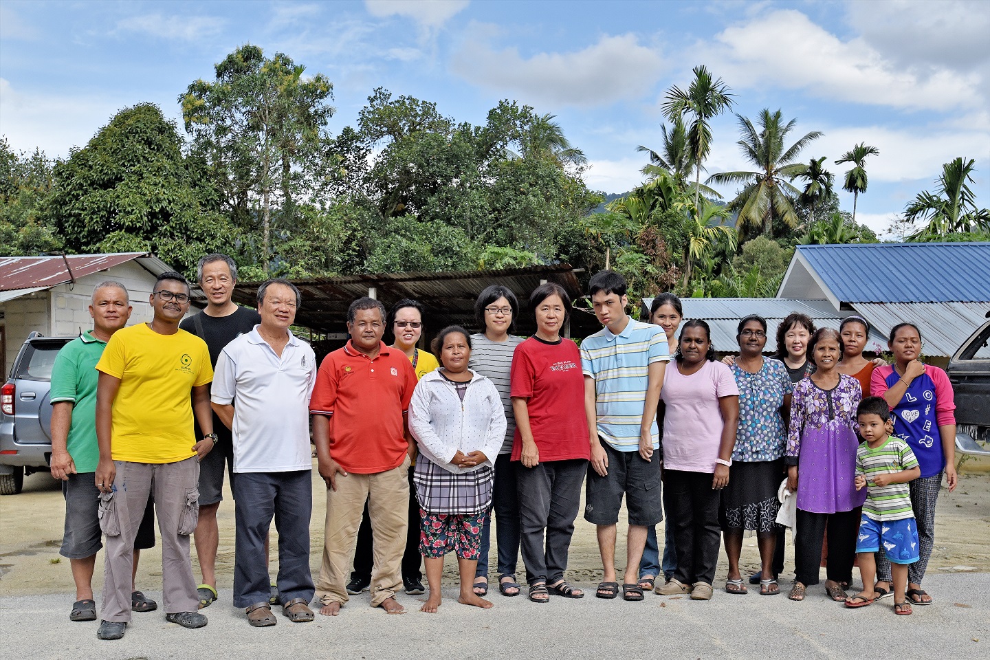Group pic at Kg Balang