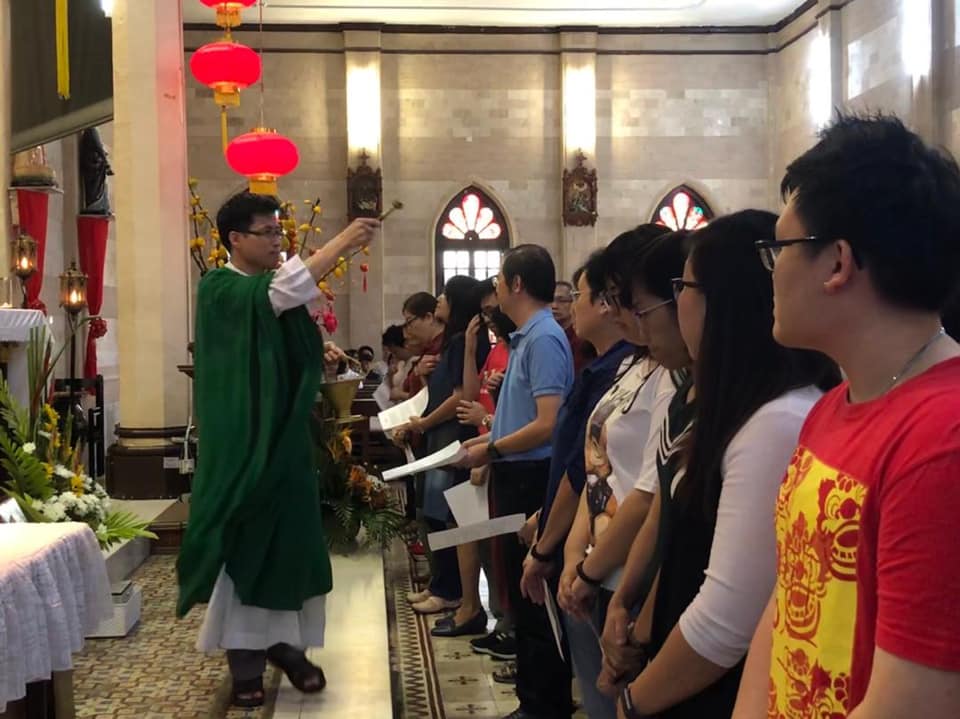 Commissioning of Chinese language faith formators at 8 am mass