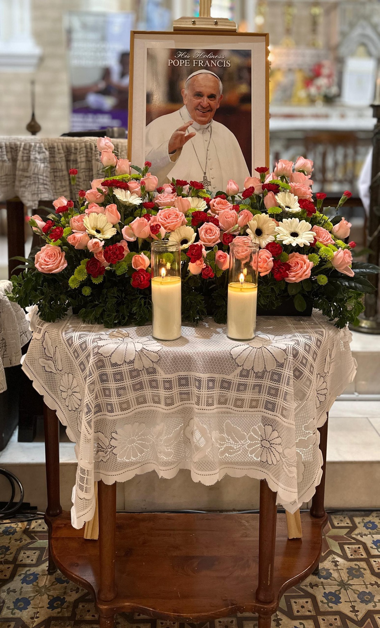 Memorial mass for Pope Francis at SMC